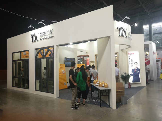 云南建博会-豪雅门窗展台设计搭建