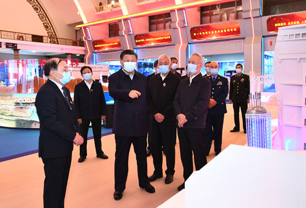 习近平参观国家“十三五”科技创新成就展